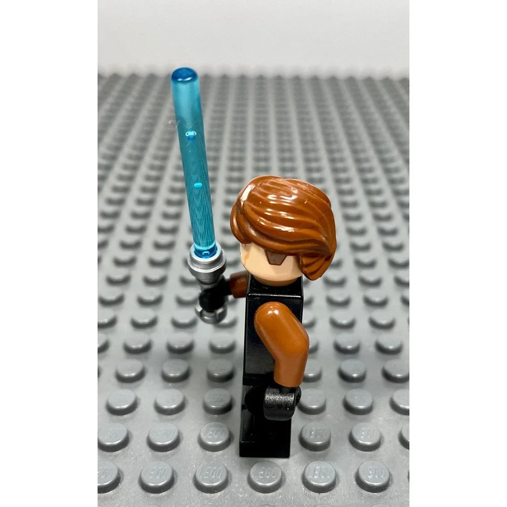 Lego Star Wars Anakin Skywalker Minifigure Blue Lightsaber Set 8098 Clone Wars